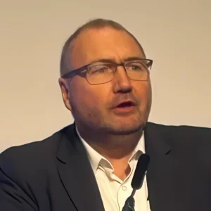 Picture of Paul Hutton